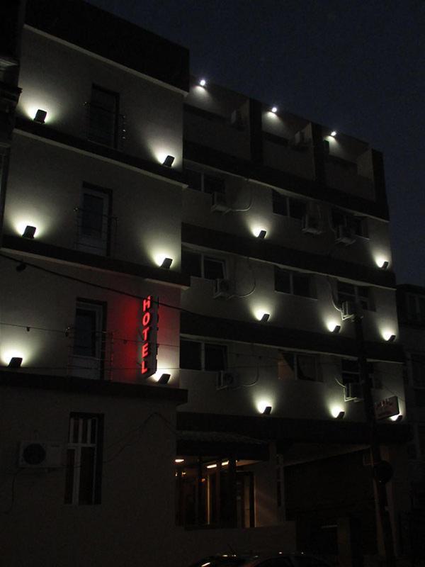 Hotel Uranus Bucureşti Exterior foto