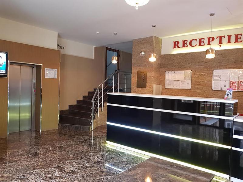 Hotel Uranus Bucureşti Exterior foto